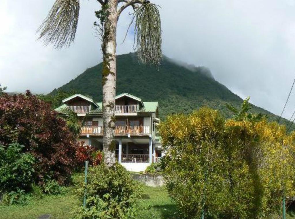 Roxys Mountain Lodge Laudat ภายนอก รูปภาพ